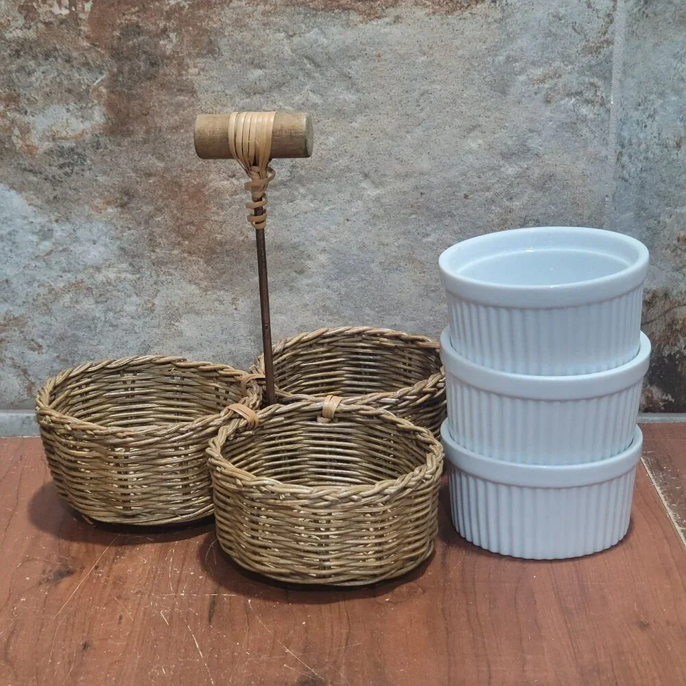 Woven Wicker Three Basket Condiment Sauce Basket 3 White Pier 1 Dipping Bowls